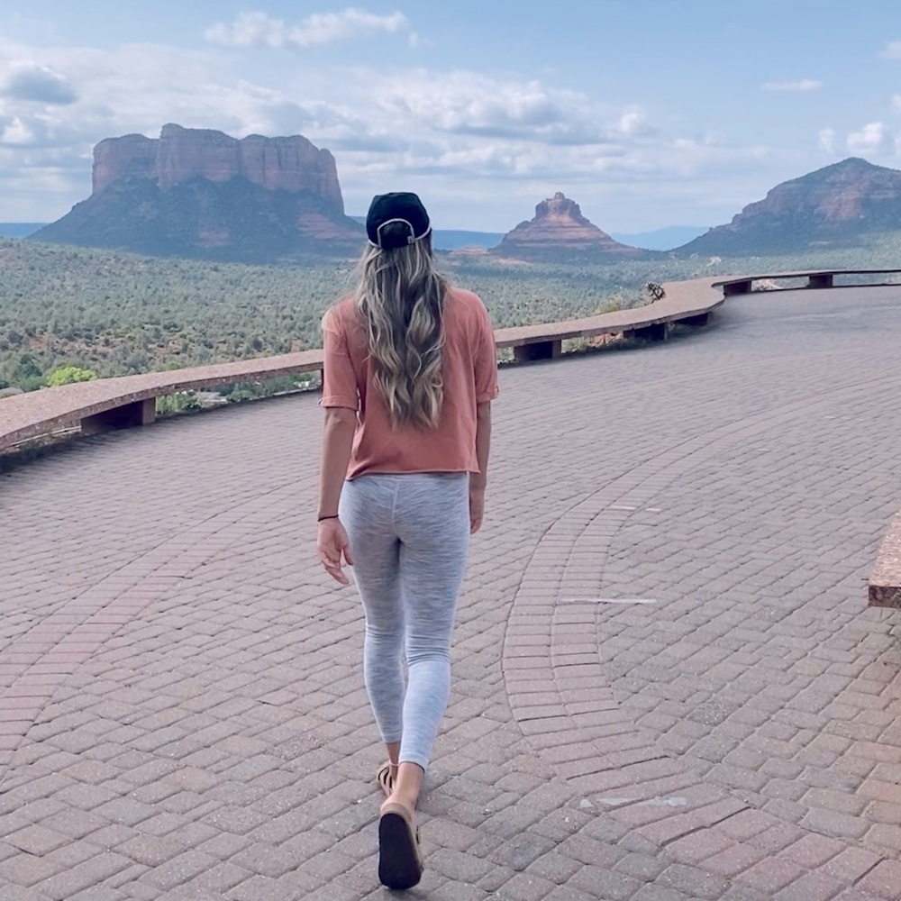 Meet your Posher, Danielle